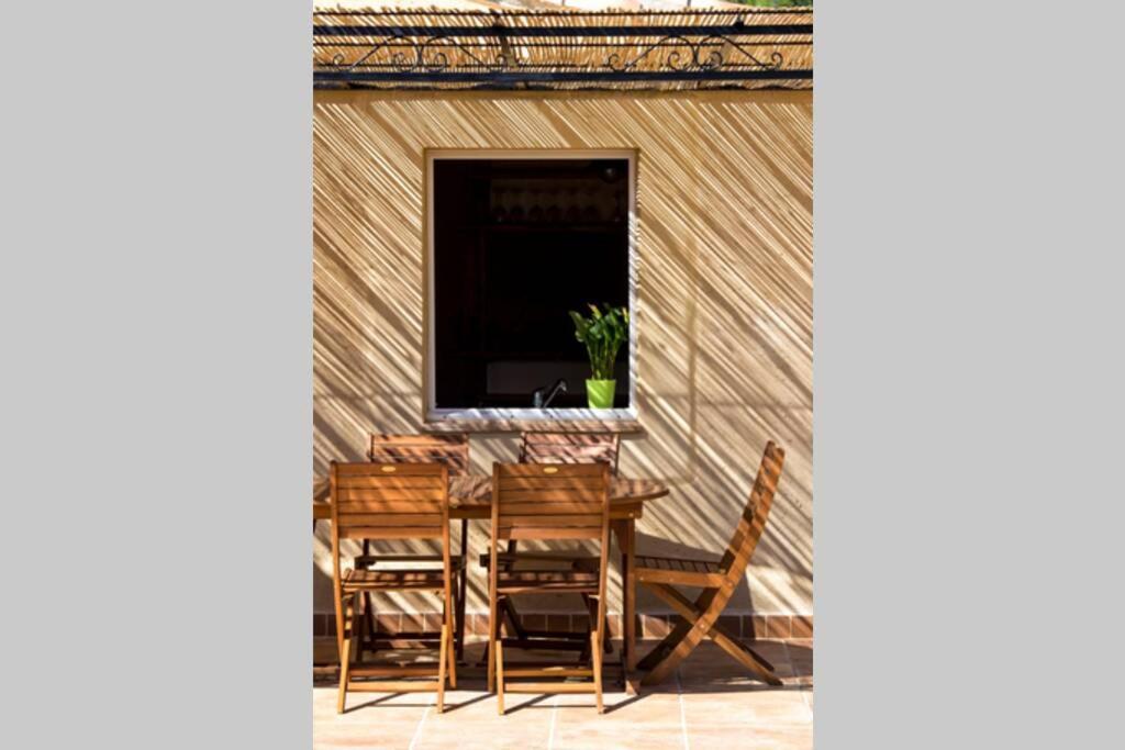 L'Arbre A Soleil Villa Aigues-Vives  Dış mekan fotoğraf